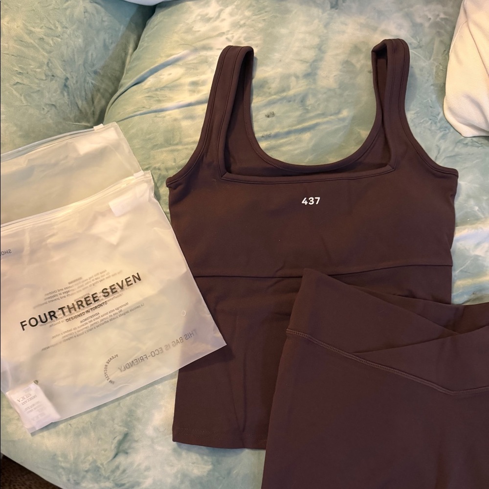 Brand new 437 tank and leggings
